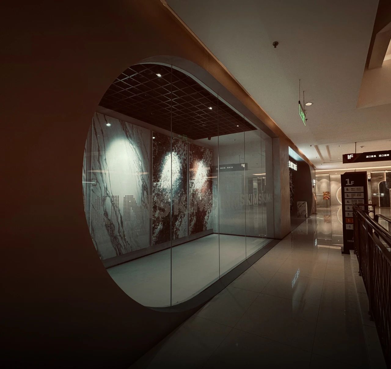 KIMS岩板丨西安大明宫钻石店,古有秦砖建筑,今有岩板美学