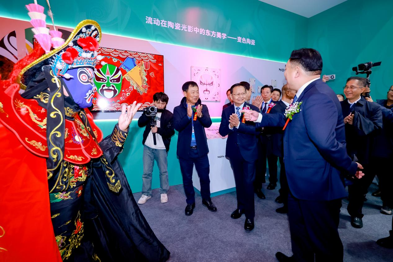 蒙娜丽莎集团「无极艺境」主题展惊艳亮相北京陶瓷博览会