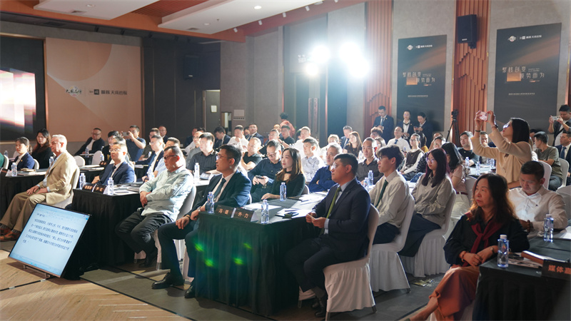 聚核创变・顺势而为|顺辉天成岩板【大师系列】新品发布会盛大启幕，以大师之姿引领自然人居新革命！