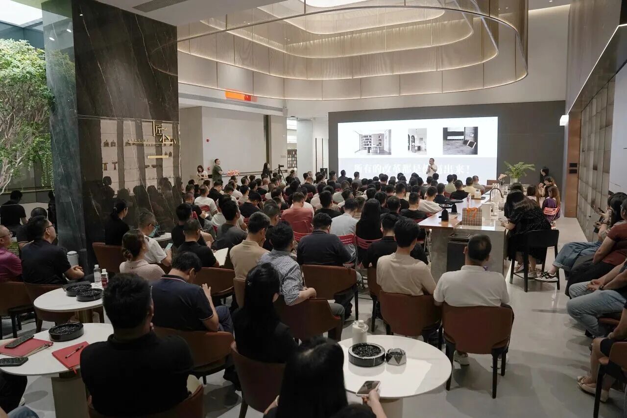 陶企的“新饭碗”在哪里？鹰牌、东鹏、蒙娜丽莎等已抢滩布局