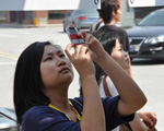 下一篇：年轻一代的拍客族