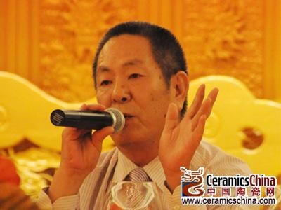 下一篇：佛山文化名人安文江评价张永农：虽老犹勇
