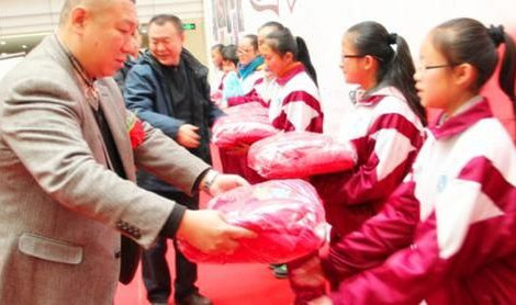 上一篇：马可波罗瓷砖寒冬为西宁贫困学生捐棉衣