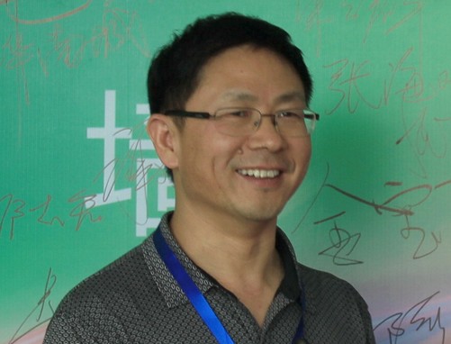 上一篇：严邦平：朝国际知名品牌方向跑