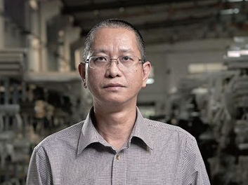 下一篇：谁是最熟悉中国富豪浴室的人：潘小东