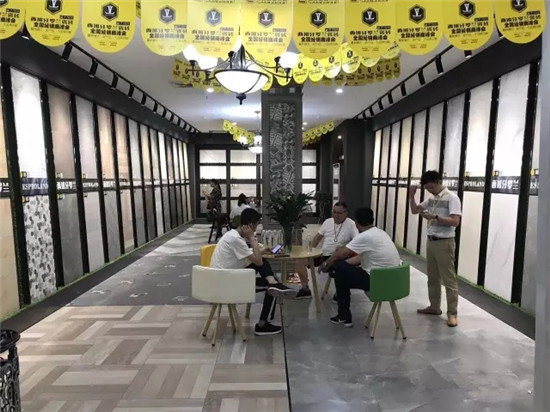下一篇：三荣企业西班牙罗兰瓷砖新模式新产品大品牌战略经销商峰会举行