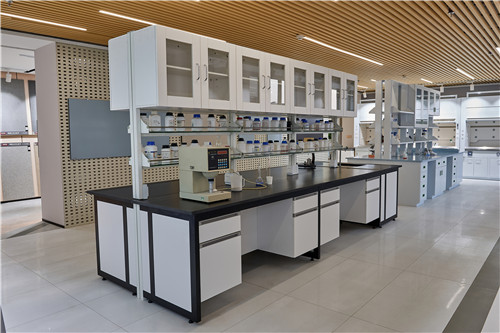 下一篇：专业的实验室都选用欧神诺实验室陶瓷台面