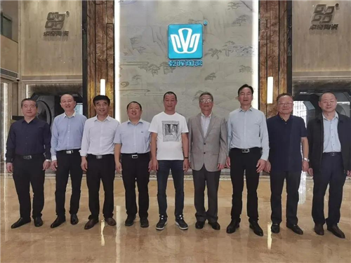 上一篇：中国岩板技术创新服务平台专家领导团莅临升华建陶营销中心参观指导